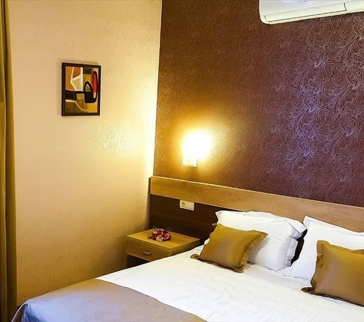 Park Hotel