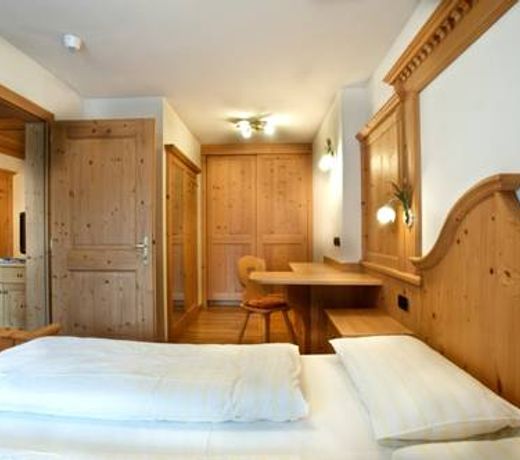 Aparthotel Forcelles