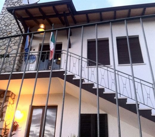 Villa De Ros