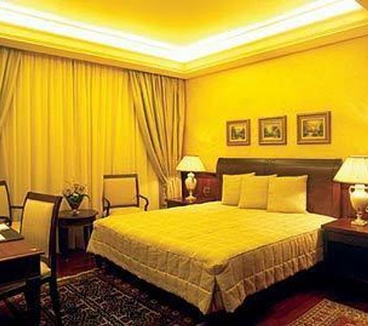Ramada Plaza by Wyndham Beirut Raouche