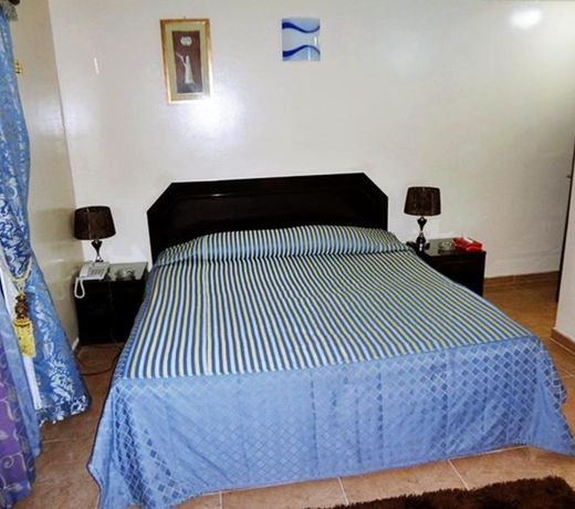 Marina Hotel