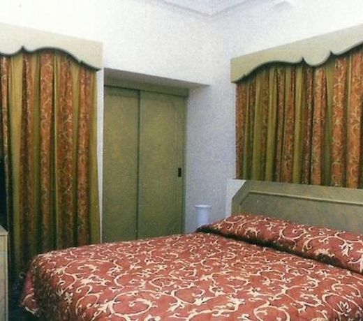 Marina Hotel