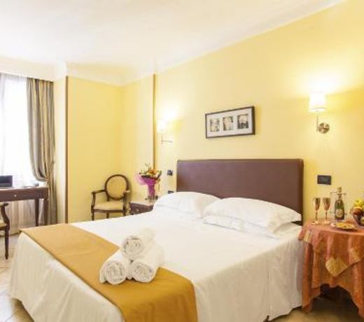 Hotel Tuscolana