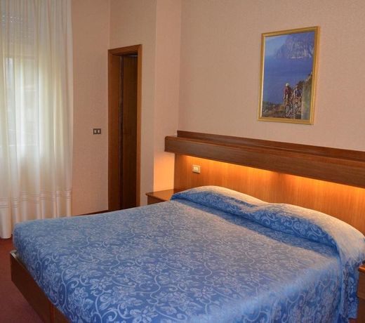 SunLake Hotel