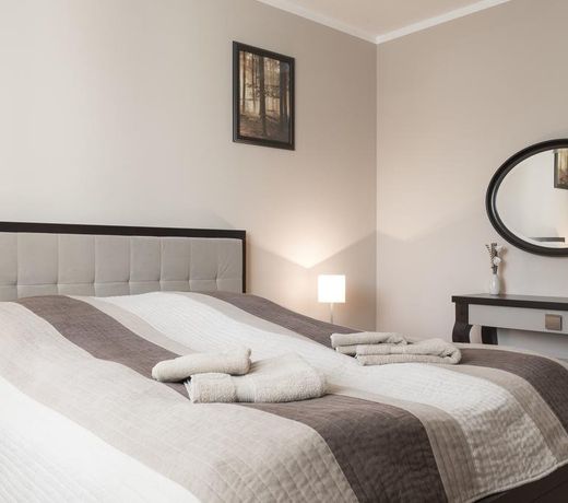 B2B Apartments
