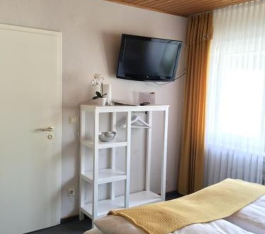 Ferienwohnungen Haus zur Linde