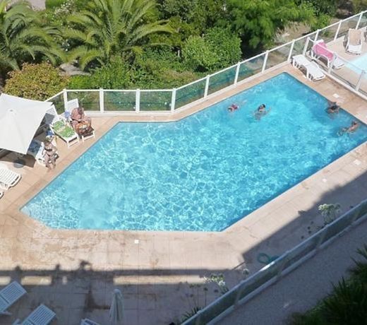 Penthouse proche Cannes Grand Terrasse Vue Mer
