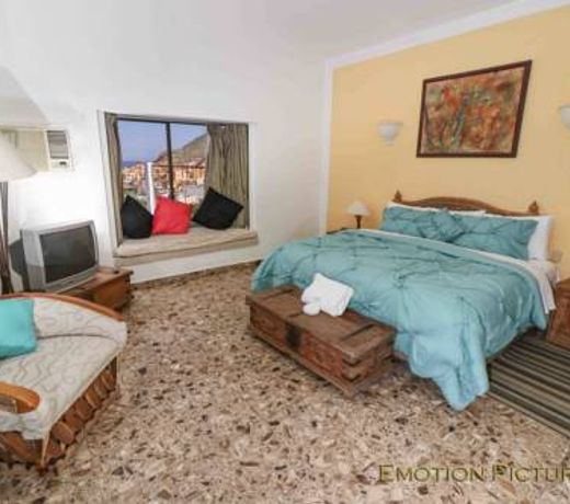 Marina View Villas