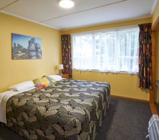 Accommodation Fiordland -The Three Bedroom House at 226A Milford Road