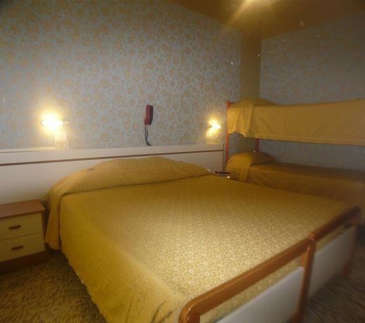 Hotel Giumer