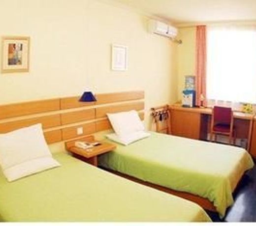 Guangzhou Canbeyon Business Hotel