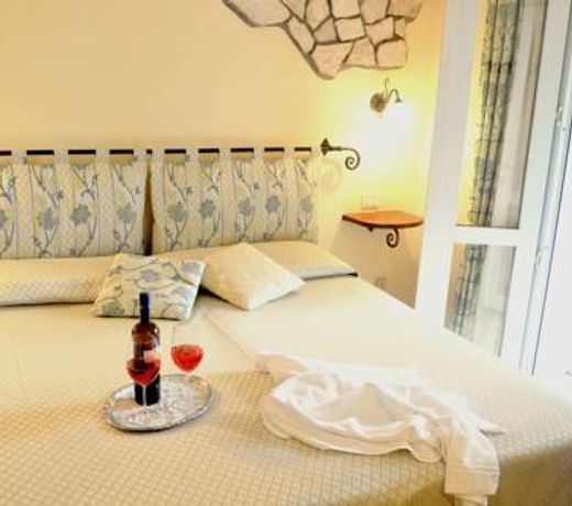 Hotel Tirrena Bike & Country Hotel
