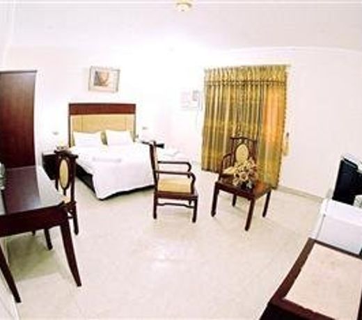 DIAMOND HOTEL 2