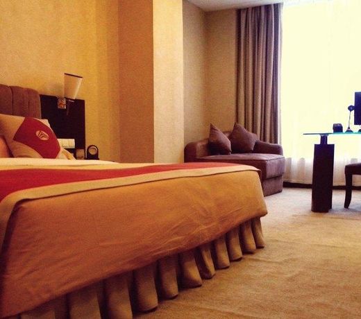 Huayu International Hotel