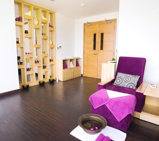 Holiday Beach Da Nang Hotel and Spa