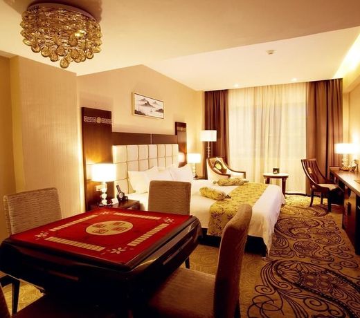 Golden Crown International Hotel