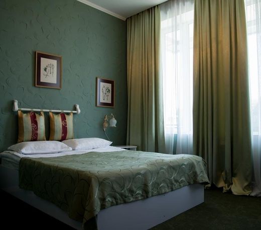 Advantage Hotel