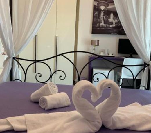 Duca di Uzeda Bed & Breakfast Luxury and Style