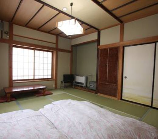 Uchidaya