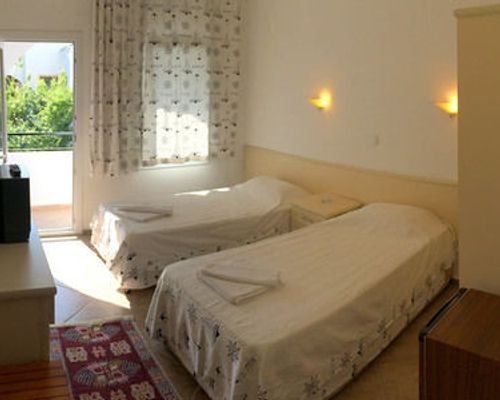 Bitez Deniz Hotel - Битез - фото 1