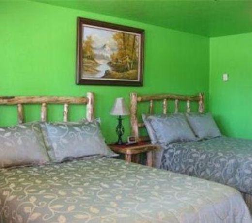 Long Holiday Motel