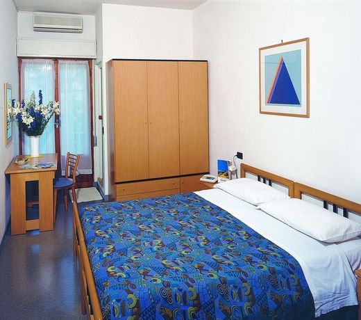 Hotel Capitol