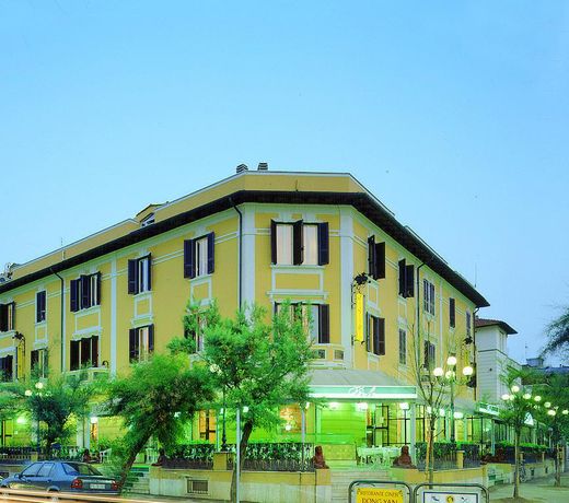 Hotel Des Bains