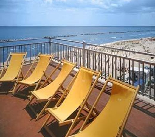 Hotel President's