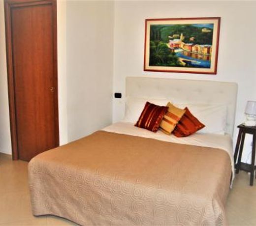 Villa Aurora B&B