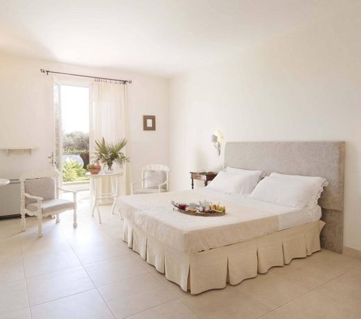 Tenuta Centoporte - Resort Hotel