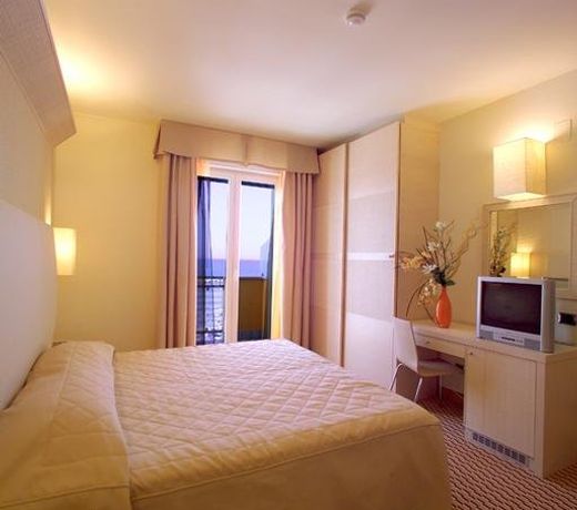 Hotel Mara