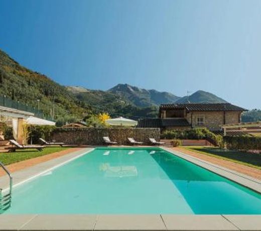 Villa Melangola