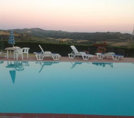 Agriturismo Le Ginestruzze