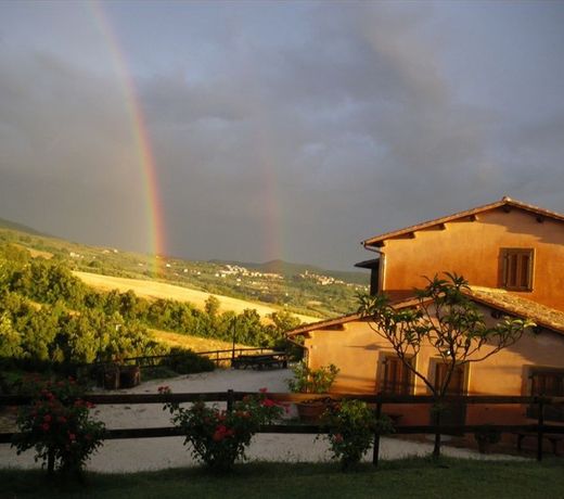 AGRITURISMO POGGIO DELLA VOLARA