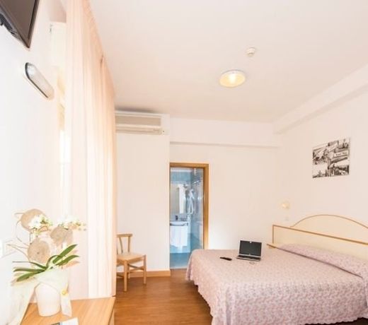 Hotel Silvia