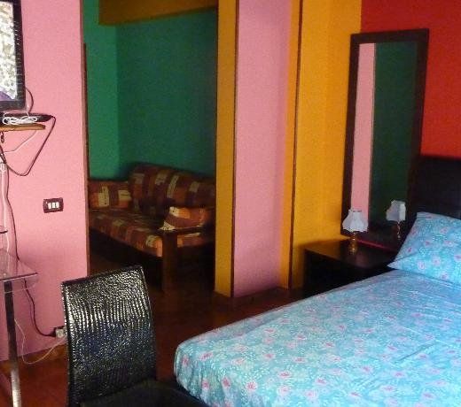 Life's Hotel B