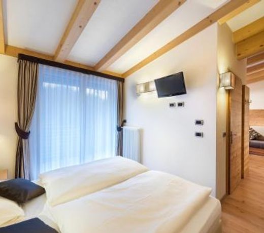 Hotel Sporting Ravelli