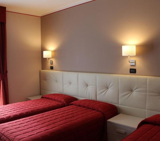 Hotel Adler