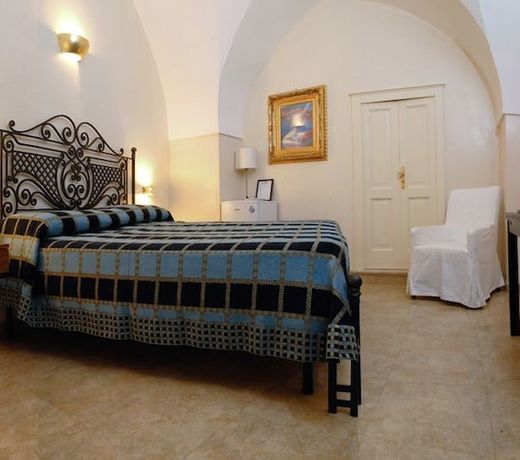 Dimora Storica ''Casa Sicuro''