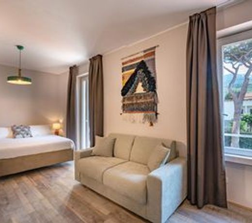 Marina Garden Hotel