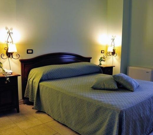 Relais Reggia Domizia