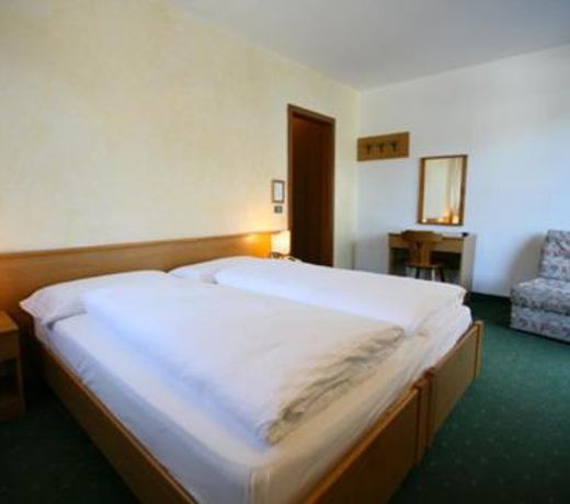 BUCANEVE B&B Hotel
