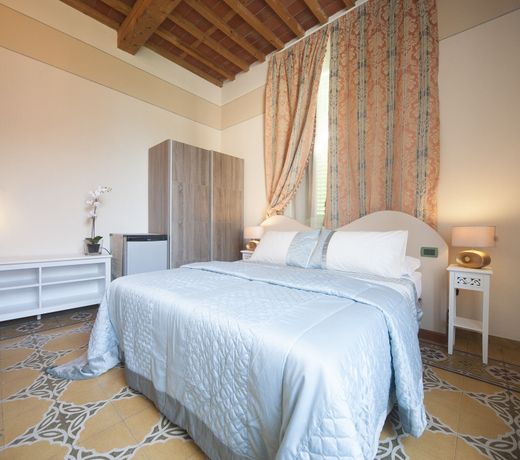Lucca Relais
