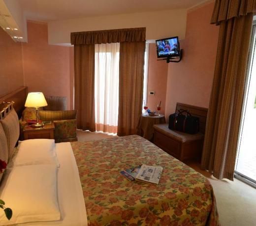 Hotel Astro