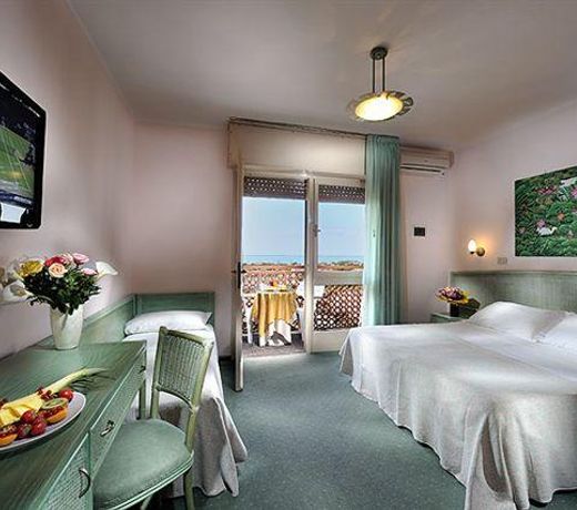 American Hotel