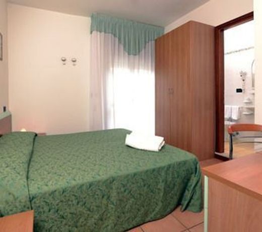 Hotel Etna