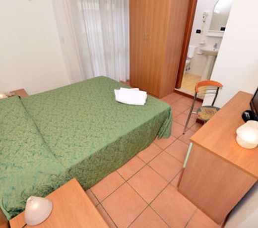Hotel Etna