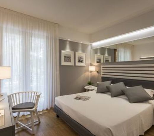 Suite Erica Lignano Hotel