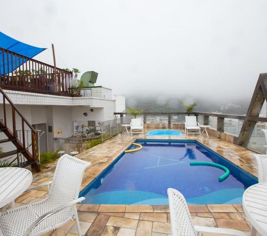 Augusto's Copacabana Hotel