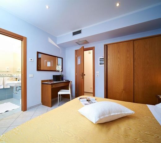 Hotel Sirio